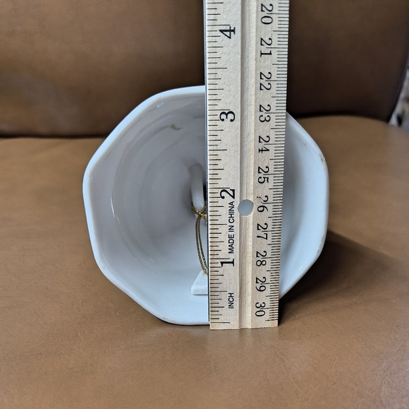 Vintage 1985 Santa Claus Porcelain Hand Bell Christmas Gold Tone Tip 80s - Picture 11 of 11